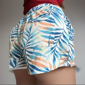 Women’s Pull On Shorts Size S Drawstring Blue Palm Print Cozy Lounge
